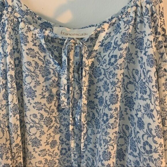 Francesca’s Peek-a-boo Shoulder Floral Blouse - Picture 9 of 9